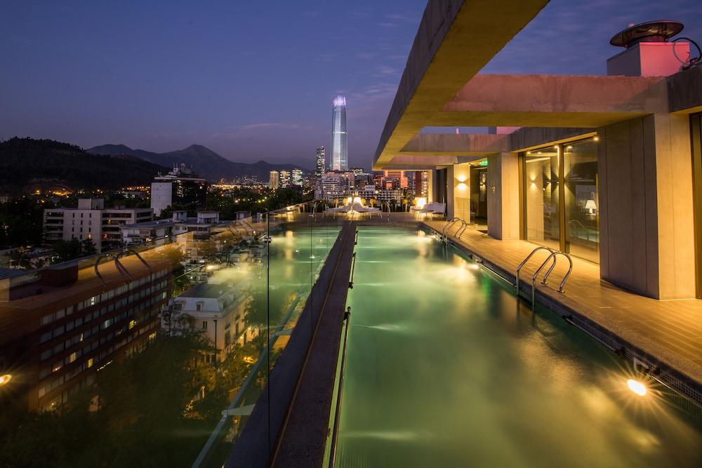 Solace Hotel Santiago Exterior photo The swimming pool at the hotel