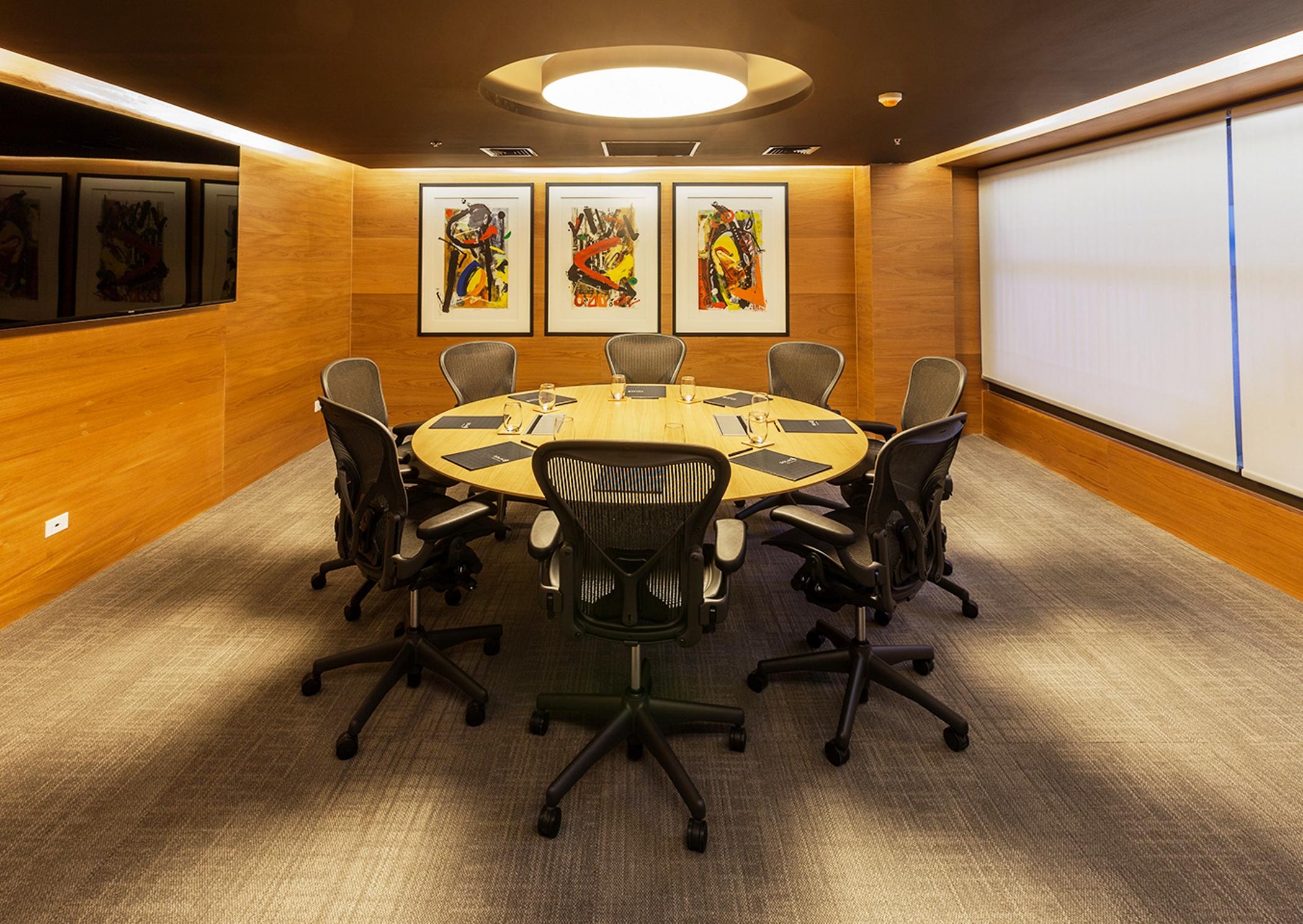 Solace Hotel Santiago Exterior photo Meeting room at the headquarters of the Inter-American Development Bank