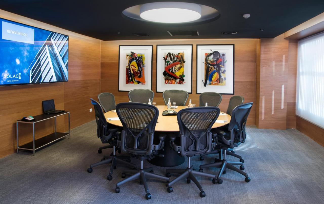 Solace Hotel Santiago Exterior photo A meeting room at the National African American Museum and Culture Center